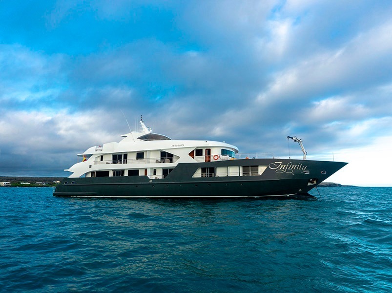Galápagos Small-Ship Cruise vs. Private Yacht Charter: What’s Actually Different